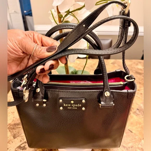 Kate Spade Wellesley Quinn
 Satchel with Pink Card Holder - Picture 11 of 17